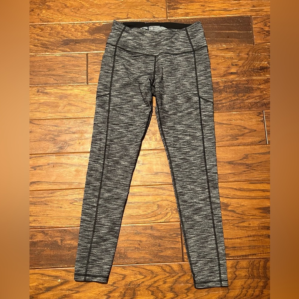 Victoria’s Secret leggings